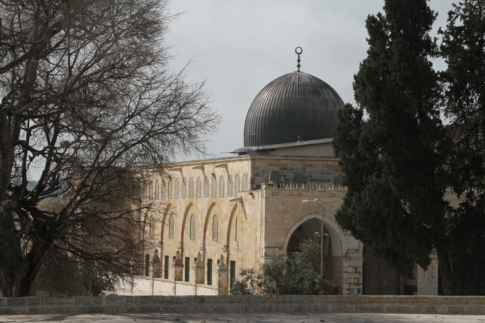 Mosquée Al-Aqsa — Autre angle de l'esplanade et de la mosquée Al-Aqsa