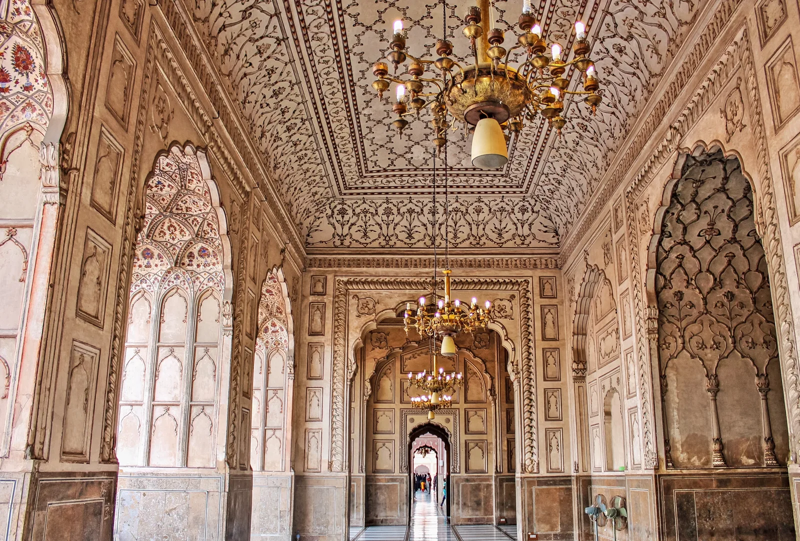 Mosquée Badshahi — BadshahiInterior