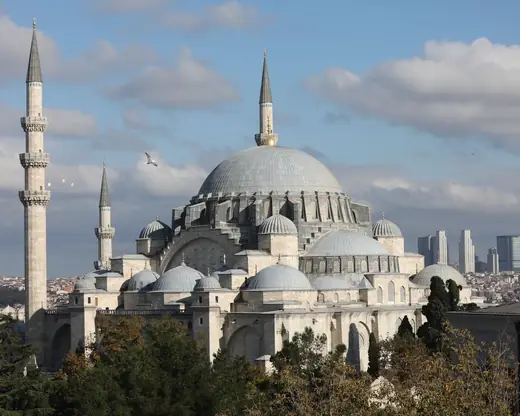 Les 255 jarres cachées dans la coupole de la Süleymaniye