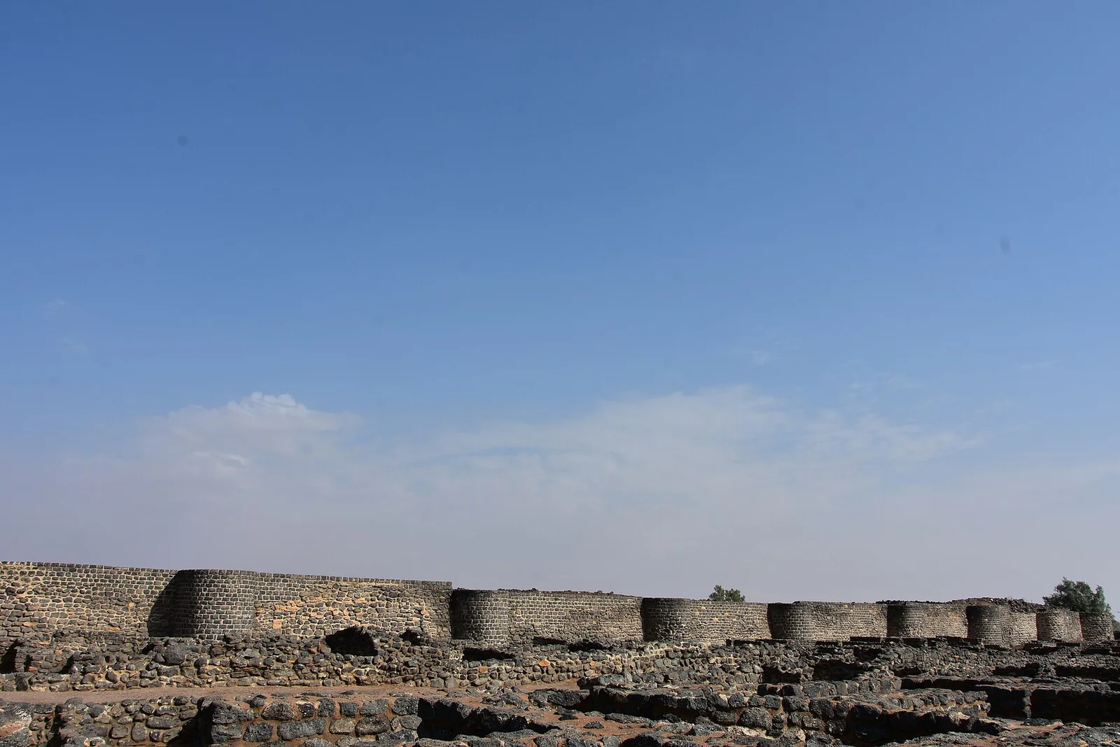 L'enceinte de la ville ancienne de Fayd, en Arabie saoudite