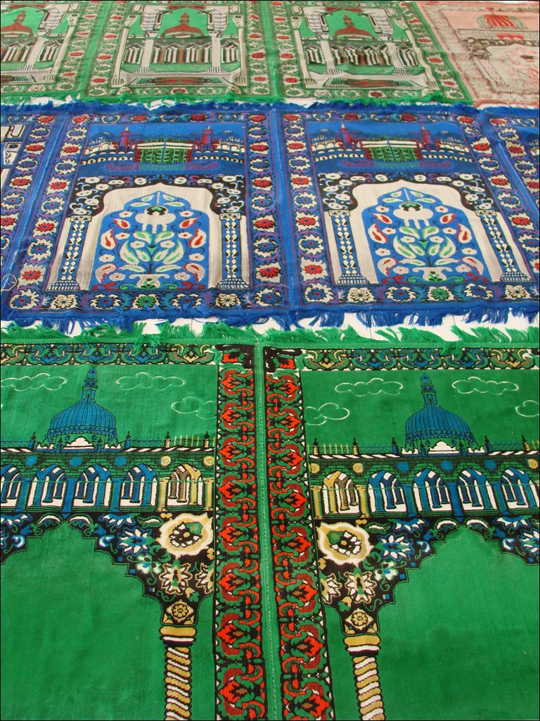 Tapis de prière de la mosquée de la communauté cham à Chau Doc