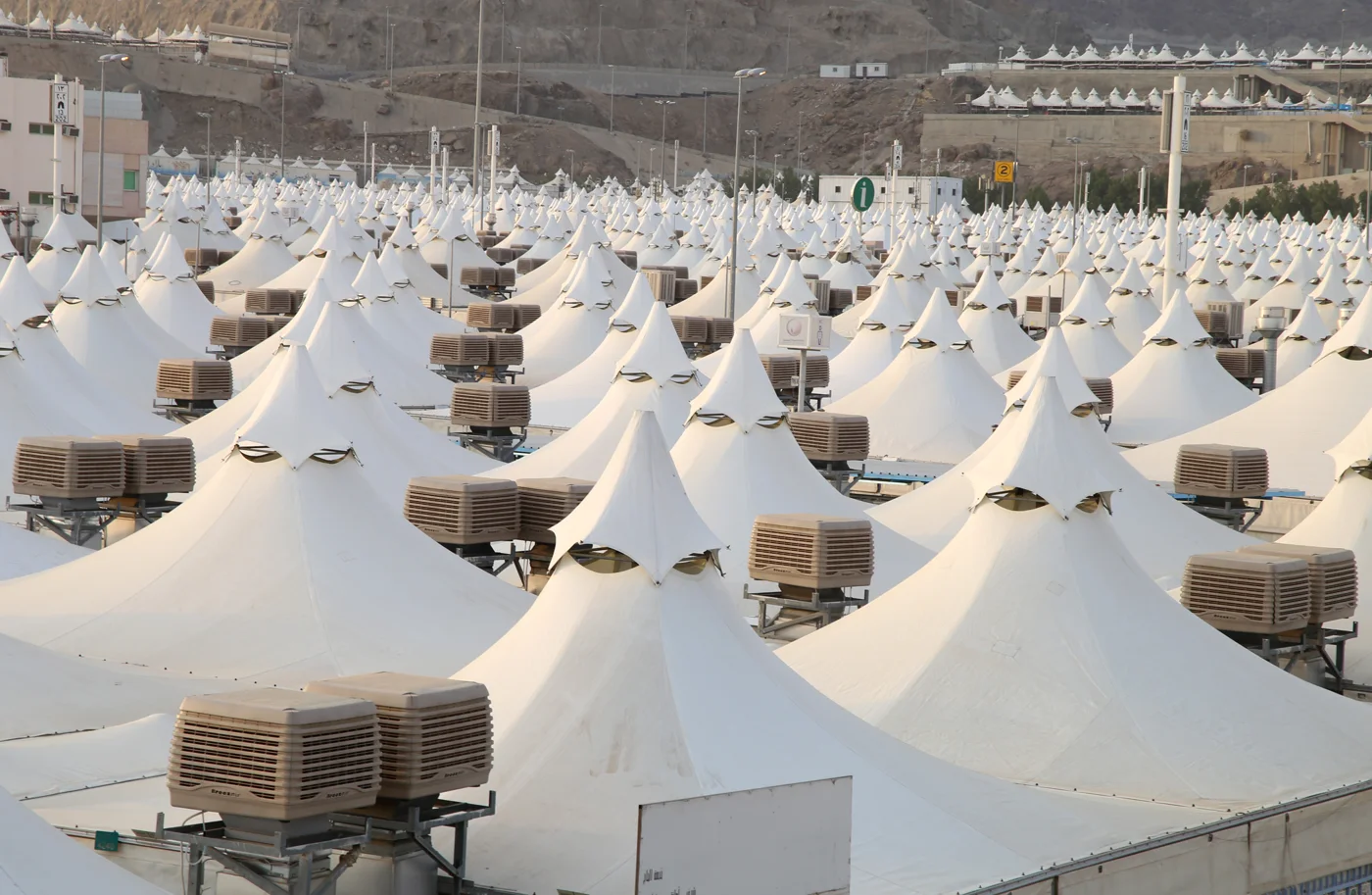La ville de tentes de Mina pendant le Hajj