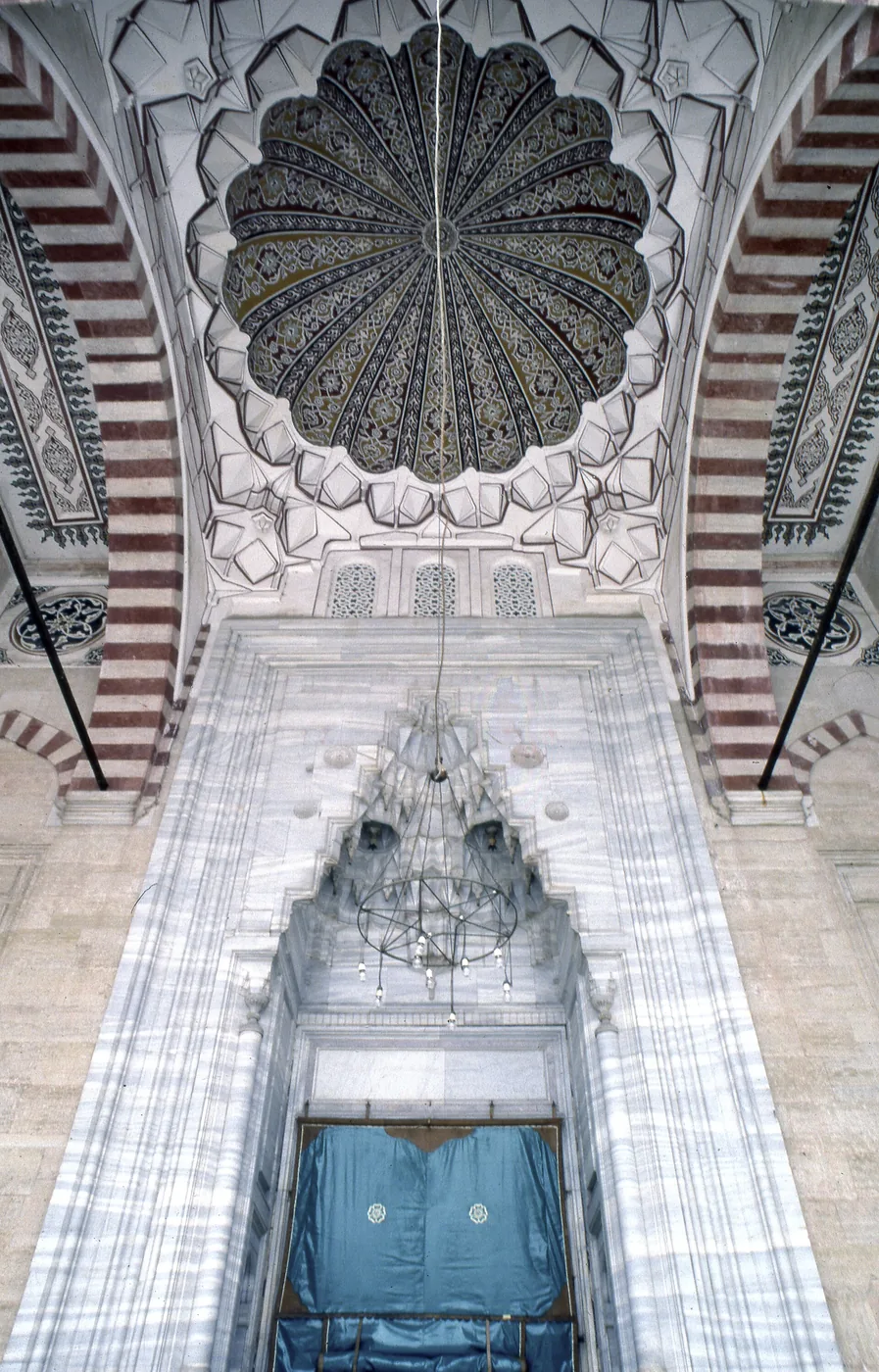 Le portail de la mosquée de Selim et ses muqarnas