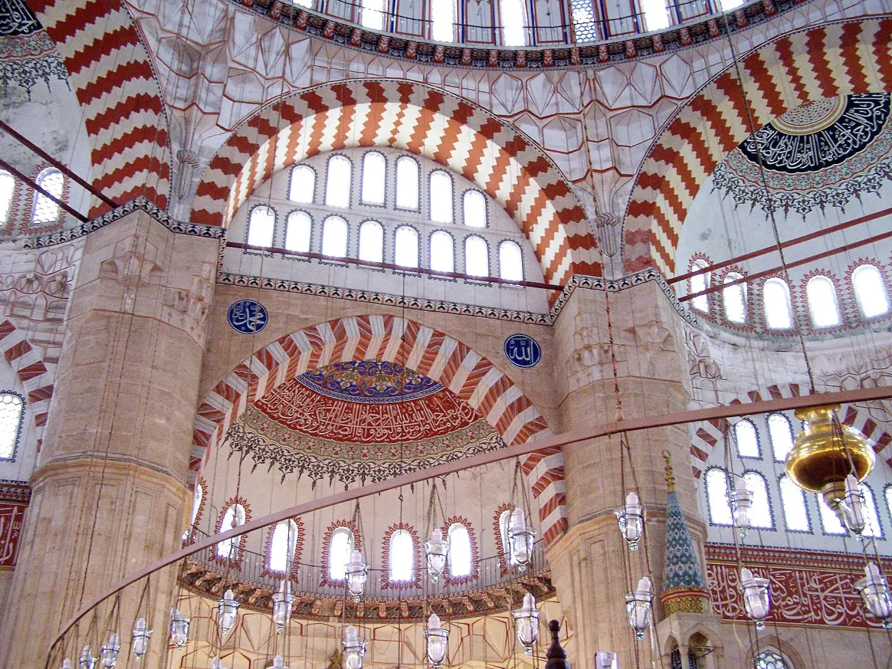 L'espace central dégagé de la Selimiye