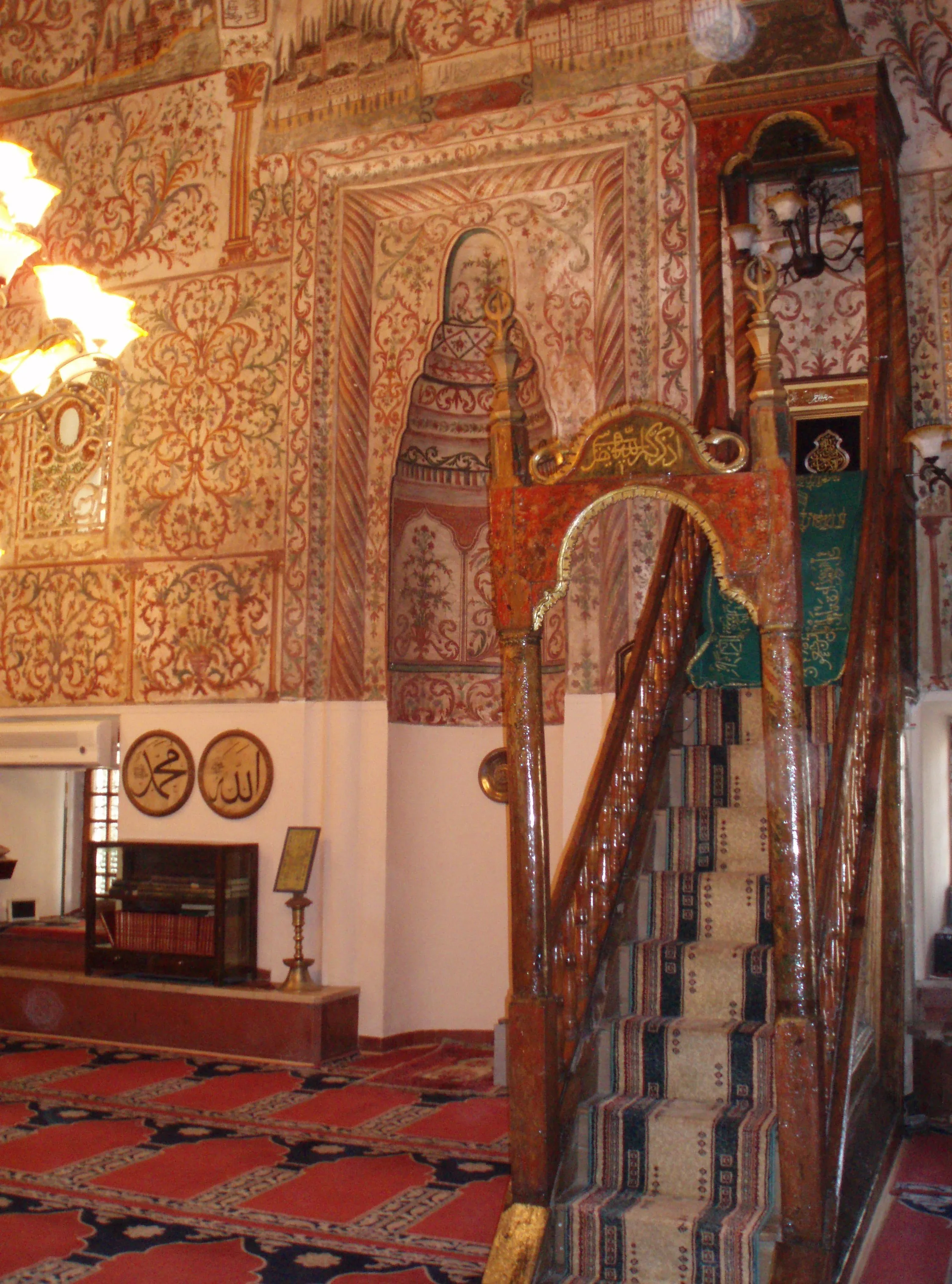 Mosquée Et'hem Bey — Vue extérieure de la mosquée Et'hem Bey, Tirana