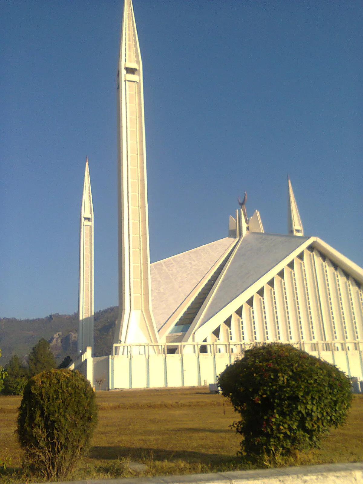 Mosquée Faisal — A mighty look - Faisal Mosque
