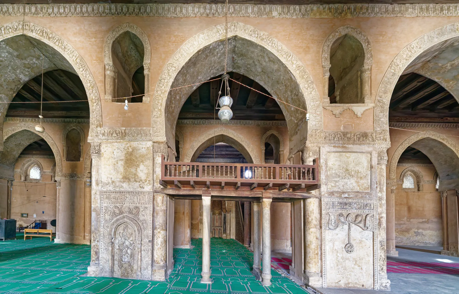 Mosquée Ibn Touloun — 876 bis 879 wurde die Ibn-Tulun-Moschee in Kairo erbaut. 05