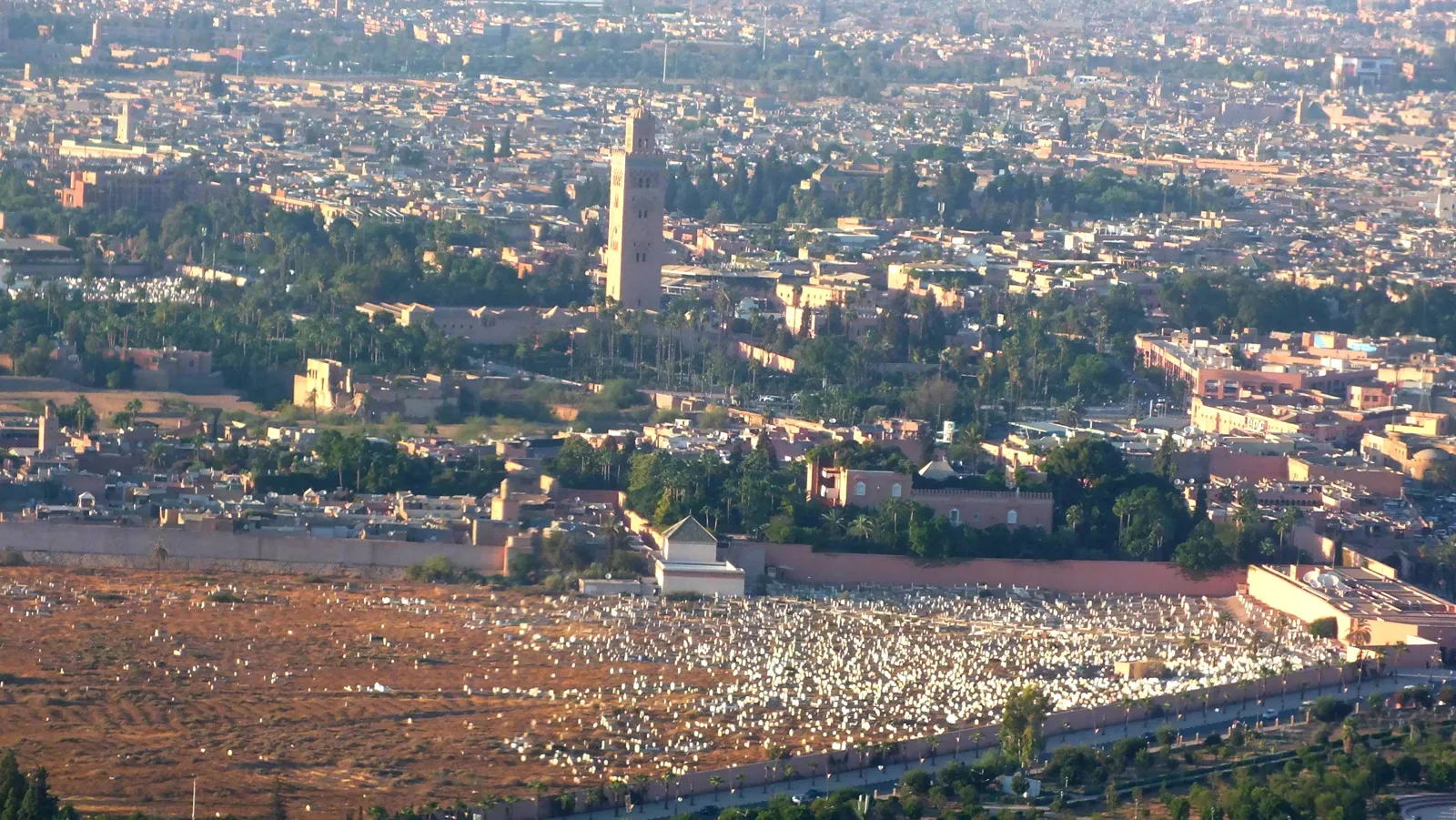 Mosquée Koutoubia — 20210927 193888Em Arrivée sur Marrakech (51630661452)