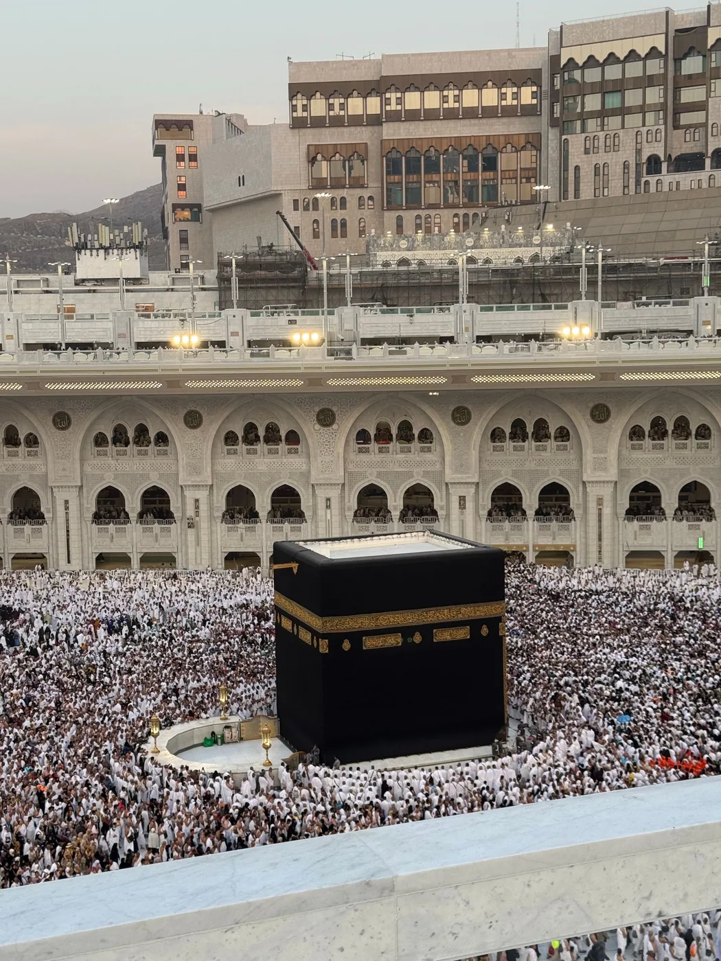 La Kaaba vue depuis un niveau supérieur du sanctuaire