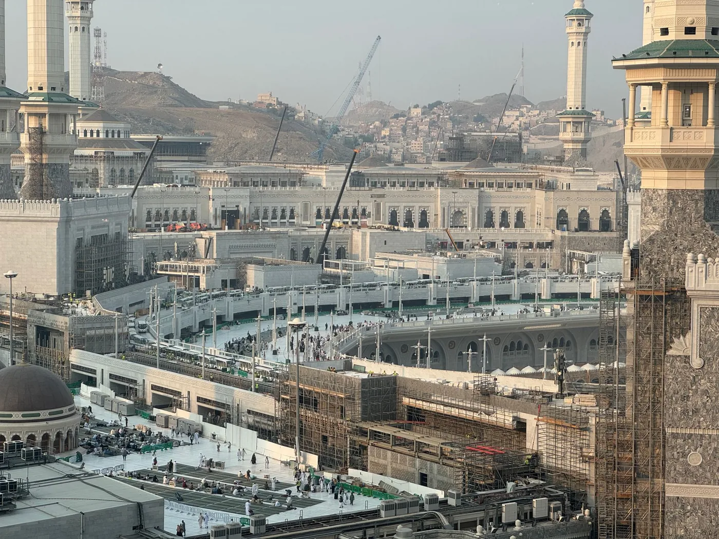 Vue aérienne du sanctuaire, travaux en cours