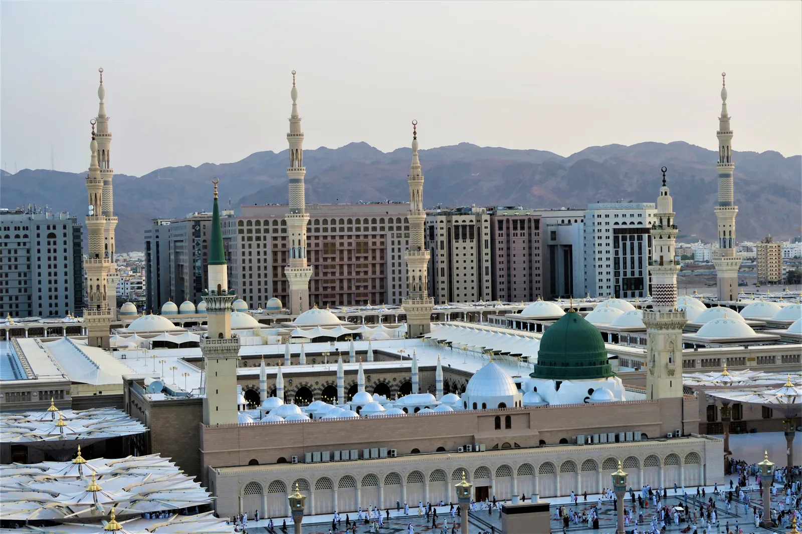 Masjid an-Nabawi — Vue aérienne du Masjid an-Nabawi depuis le côté sud