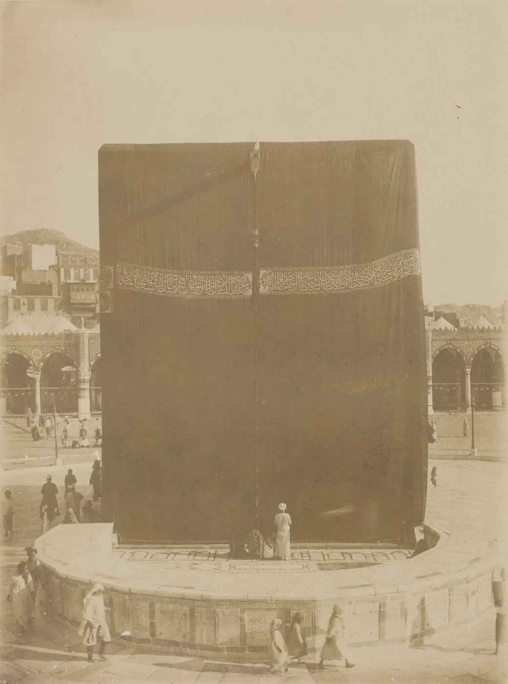 Archive du XIXe siècle : le bâtiment nu
